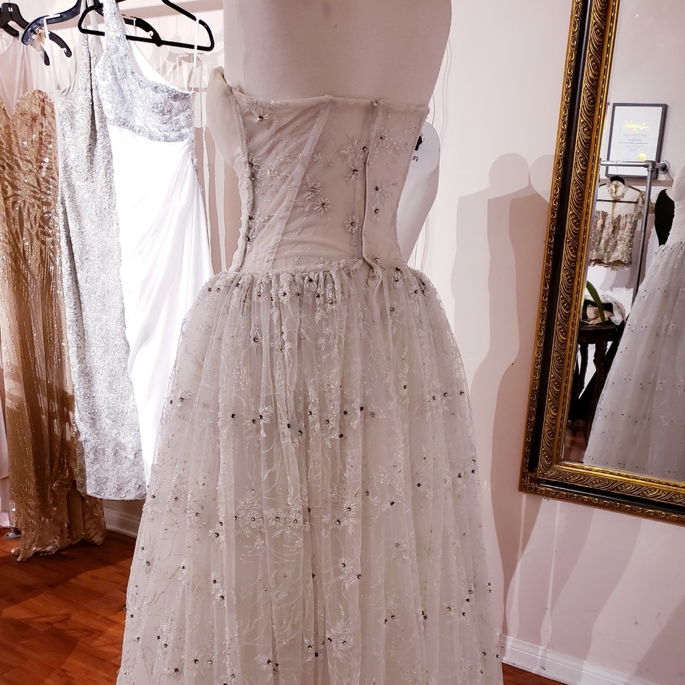 Off-White Long Dress - Picture 3 of 3